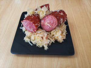 Keilbasa in Saurkraut